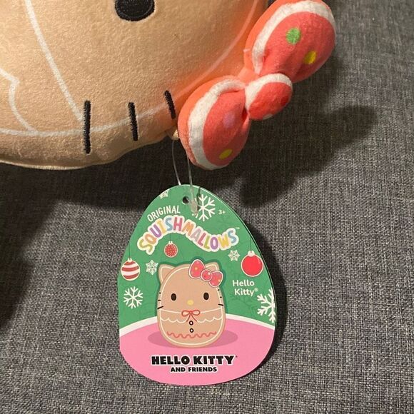 NWT Christmas Hello Kitty And Friends® Squishmallows 6.5in - Picture 2 of 2